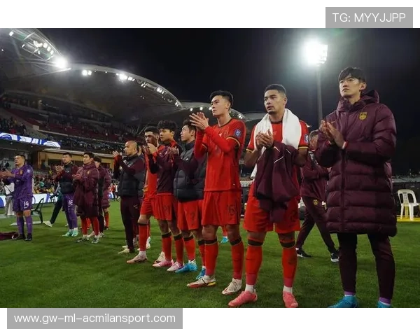 世界足坛格局微调，联赛间人才流动加速