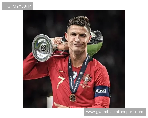 C罗依旧能摧毁任何后防：足球巨星的不败传说